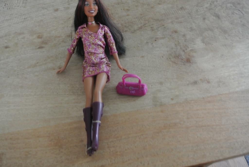Barbie Fashion Fever Desiree  2005 nr 122, Verzamelen, Poppen, Ophalen of Verzenden, Nieuw, Pop