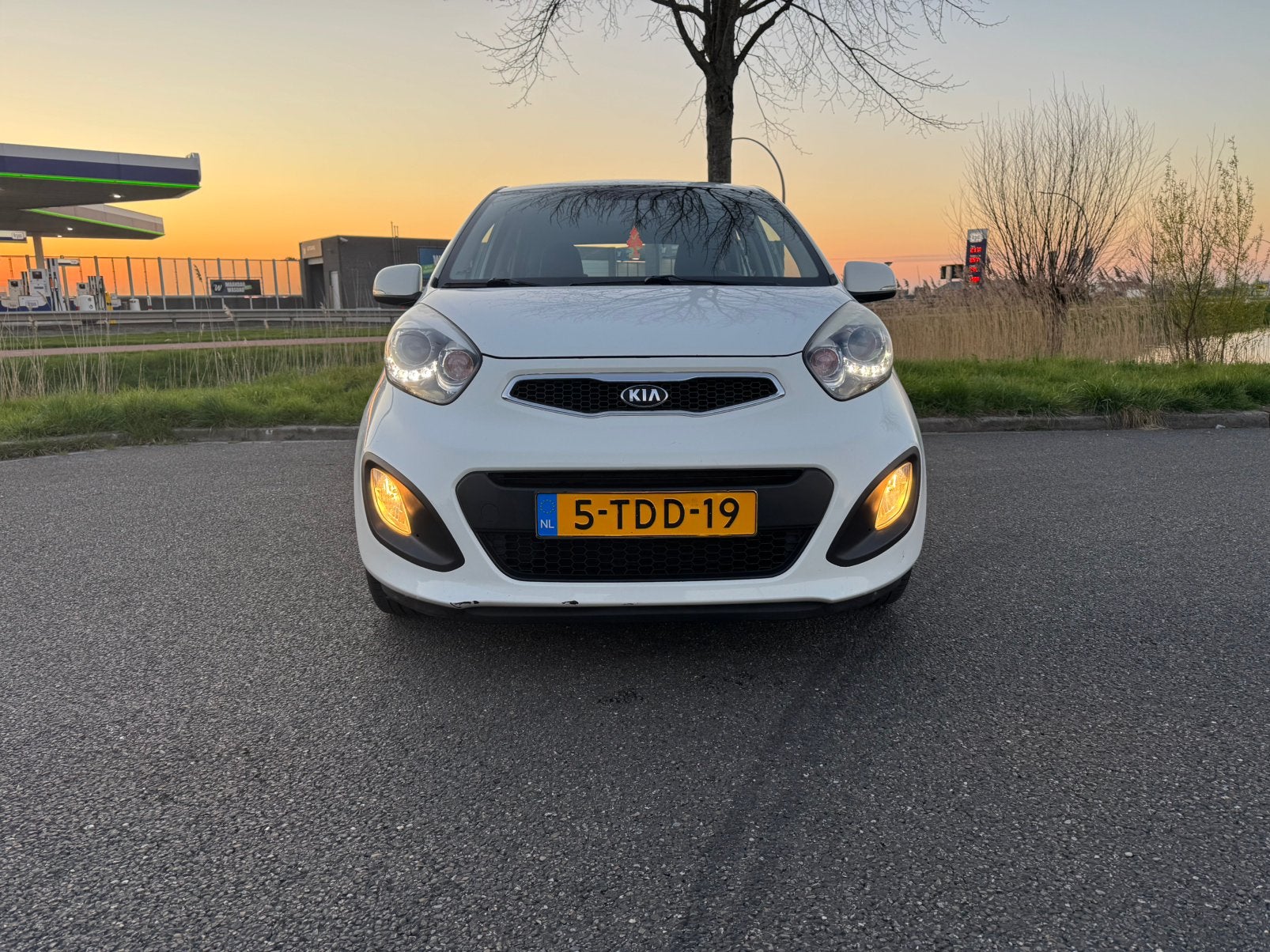 Kia Picanto 1.0 Cvvt 5-DRS 2014 Wit, Auto's, Voorwielaandrijving, Euro 5, Stof, Zwart