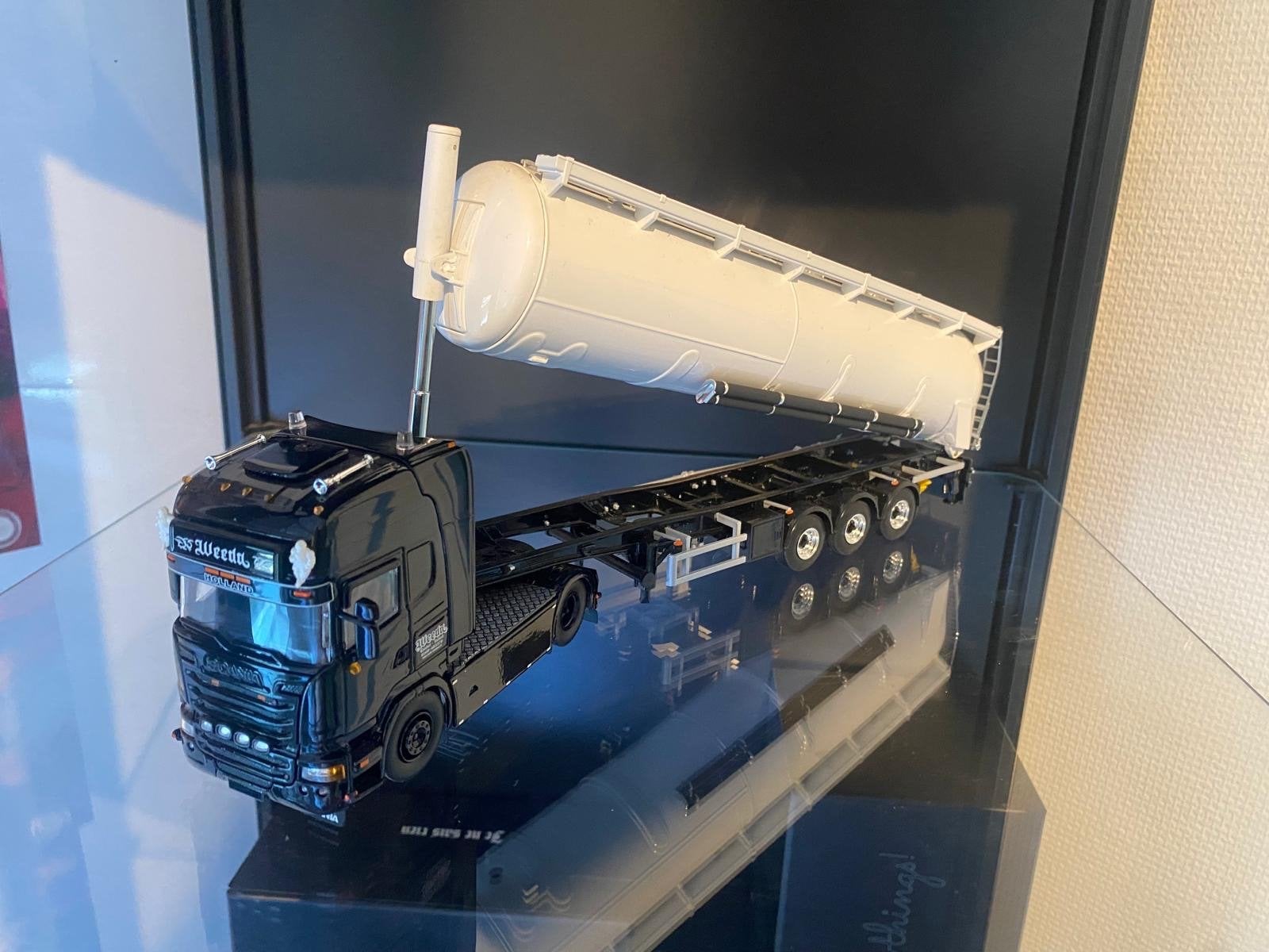 Miniatuur vrachtwagens 1:50, Ophalen, Zo goed als nieuw, Bus of Vrachtwagen, Overige merken
