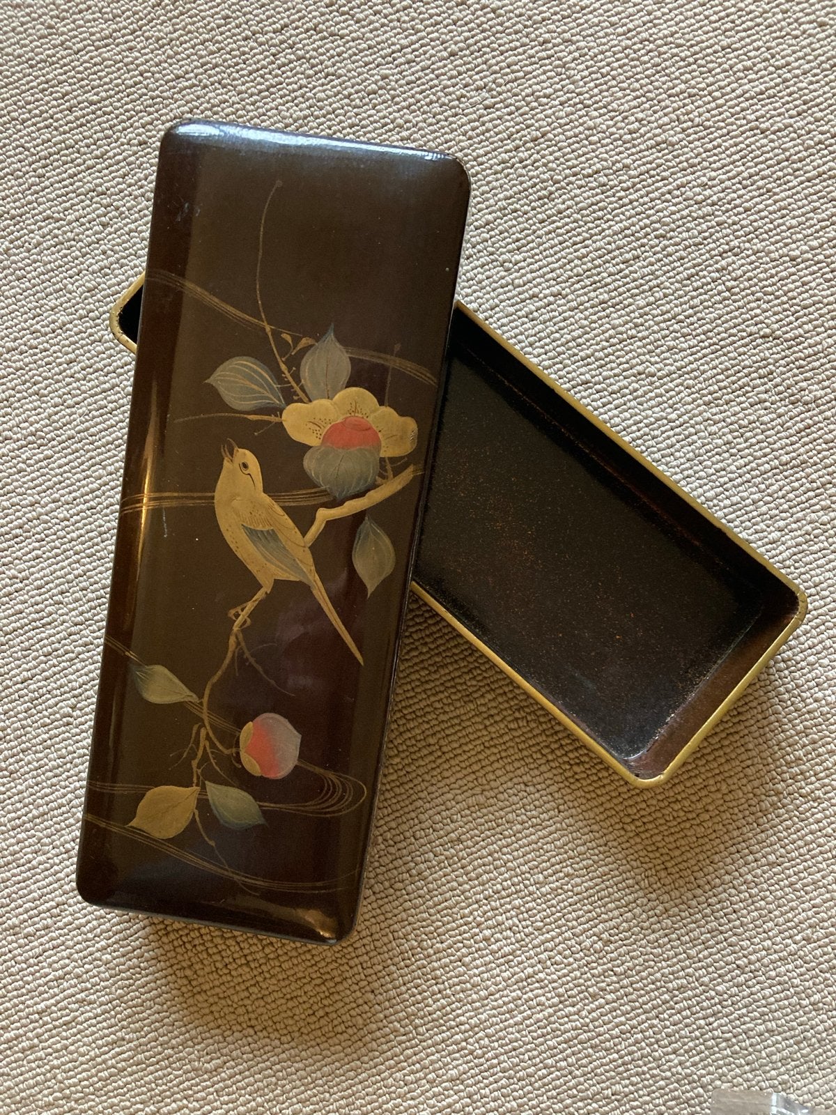 Antieke Japanse lakdoos met vogel en bloemen decoratie, Ophalen of Verzenden