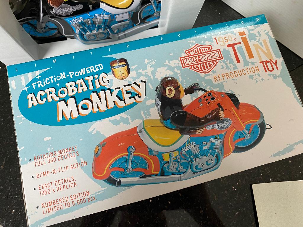 Blikken Harley-Davidson motorfiets met aapje., Antiek en Kunst, Antiek | Speelgoed, Ophalen of Verzenden
