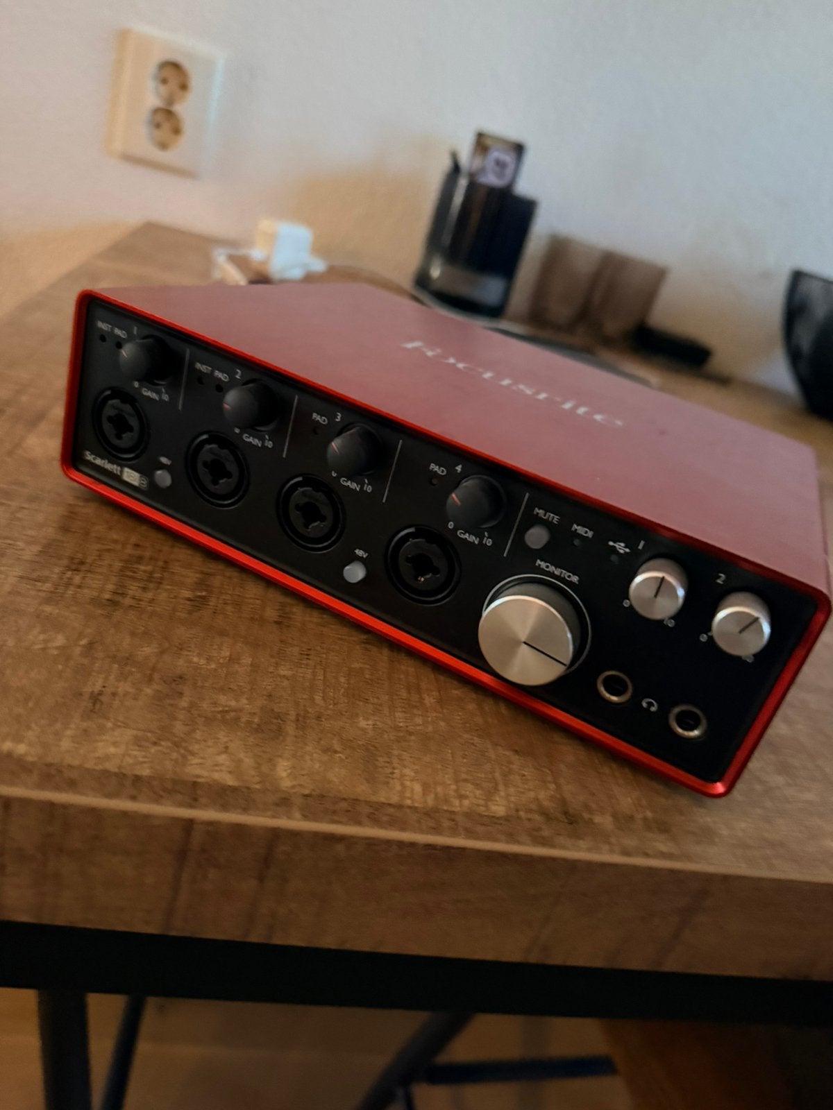 Focusrite Scarlett 18i8 2nd Gen – USB Audio Interface, Ophalen of Verzenden, Zo goed als nieuw