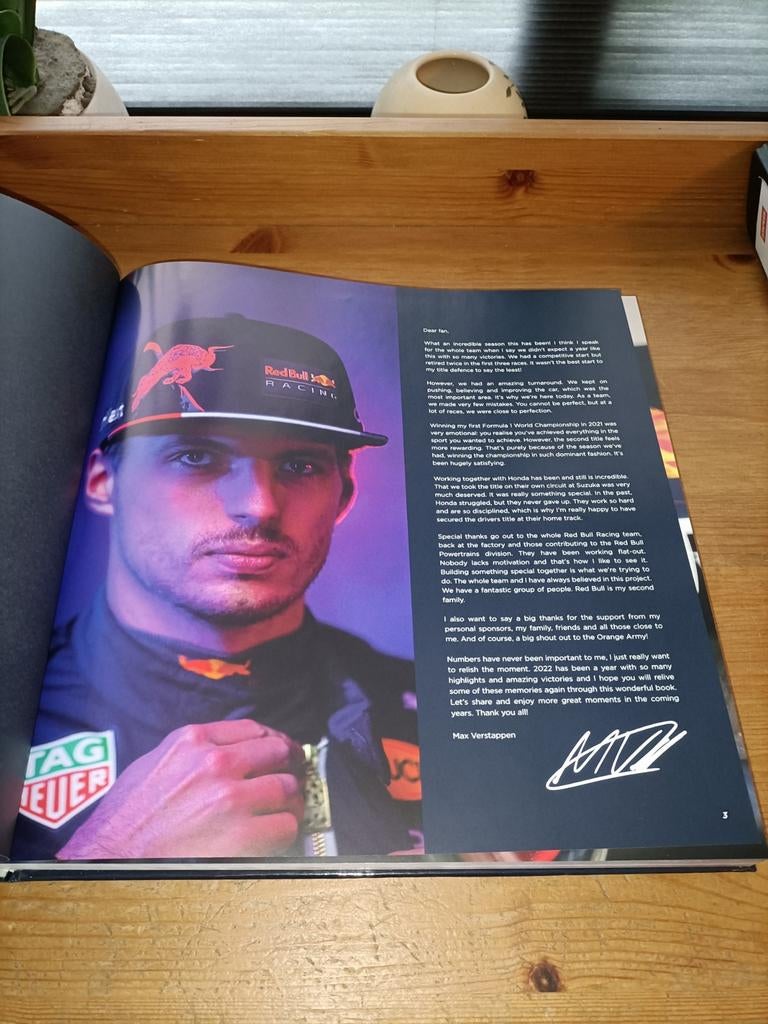 Yearbook Formula 1 World Championship 2022 Max Verstappen, Ophalen of Verzenden, Zo goed als nieuw, Algemeen, Max Verstappen