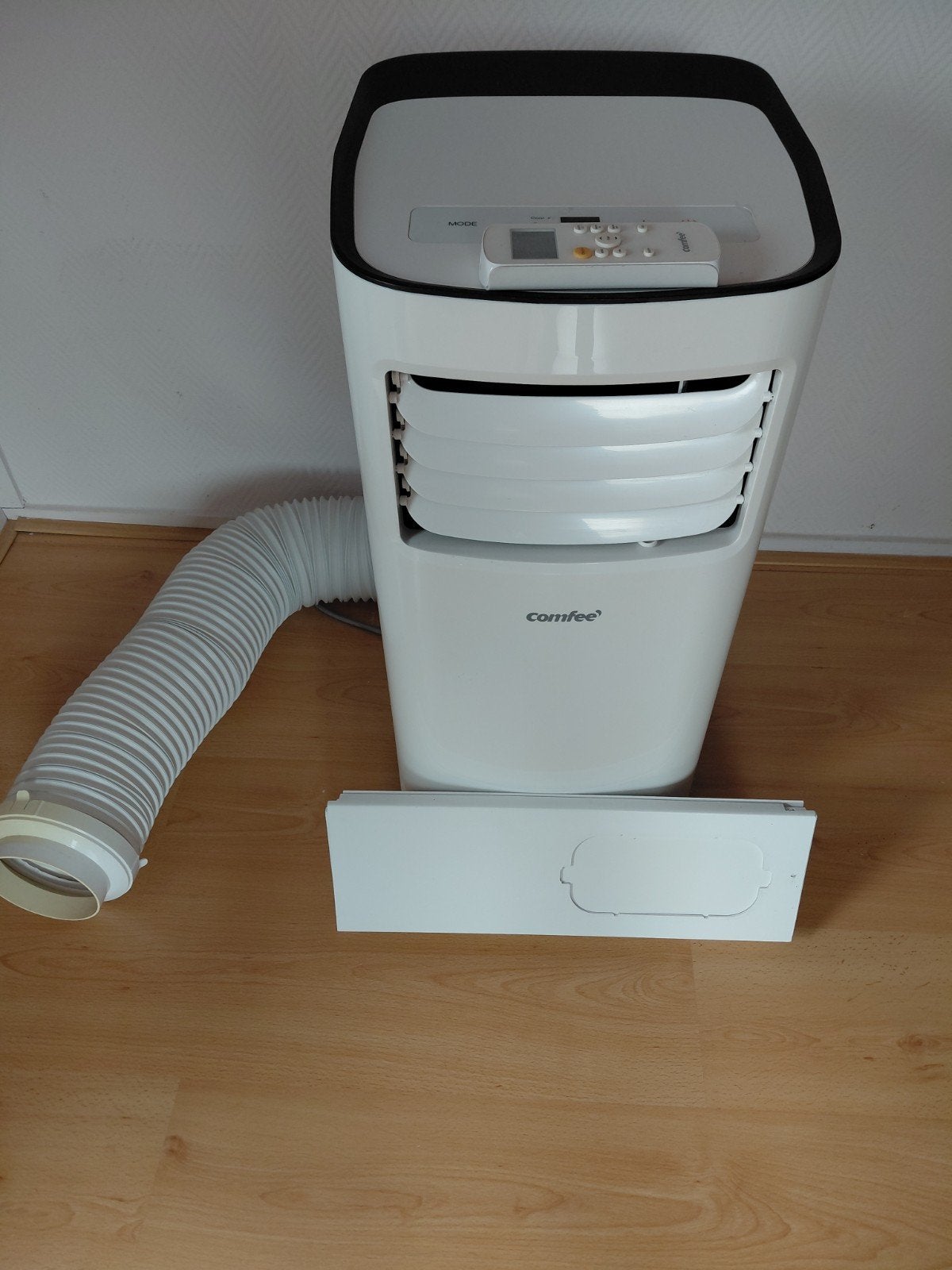 Comfee Mobiele Airco 7000 BTU/u - Koelen & Ontvochtigen, Witgoed en Apparatuur, Airco's, Ophalen, Gebruikt, Minder dan 60 m³, 3 snelheden of meer