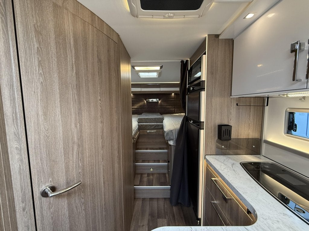 Caravans And Camping Kabe