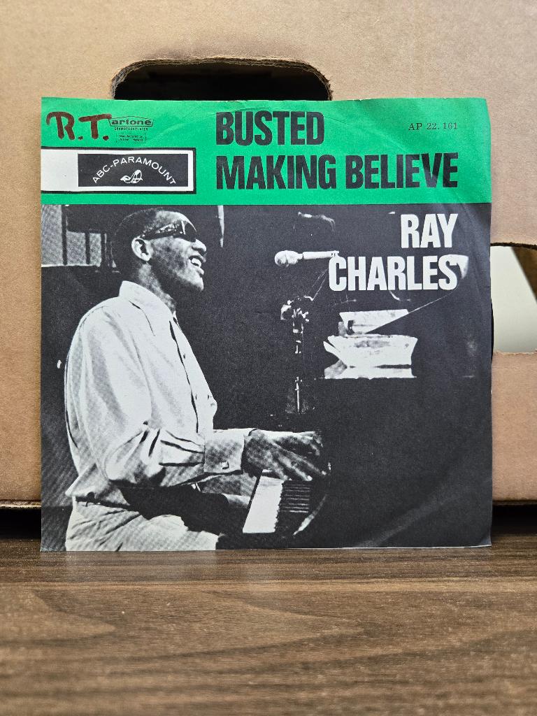 Ray Charles - Busted, 7 inch, Single, Ophalen of Verzenden, Zo goed als nieuw