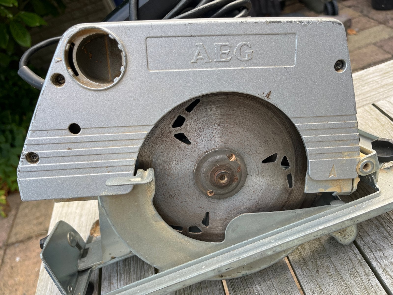 AEG HKSE 66 Cirkelzaag - Gebruikt maar functioneel, Doe-het-zelf en Verbouw, Gereedschap | Zaagmachines, Gebruikt, Cirkelzaag