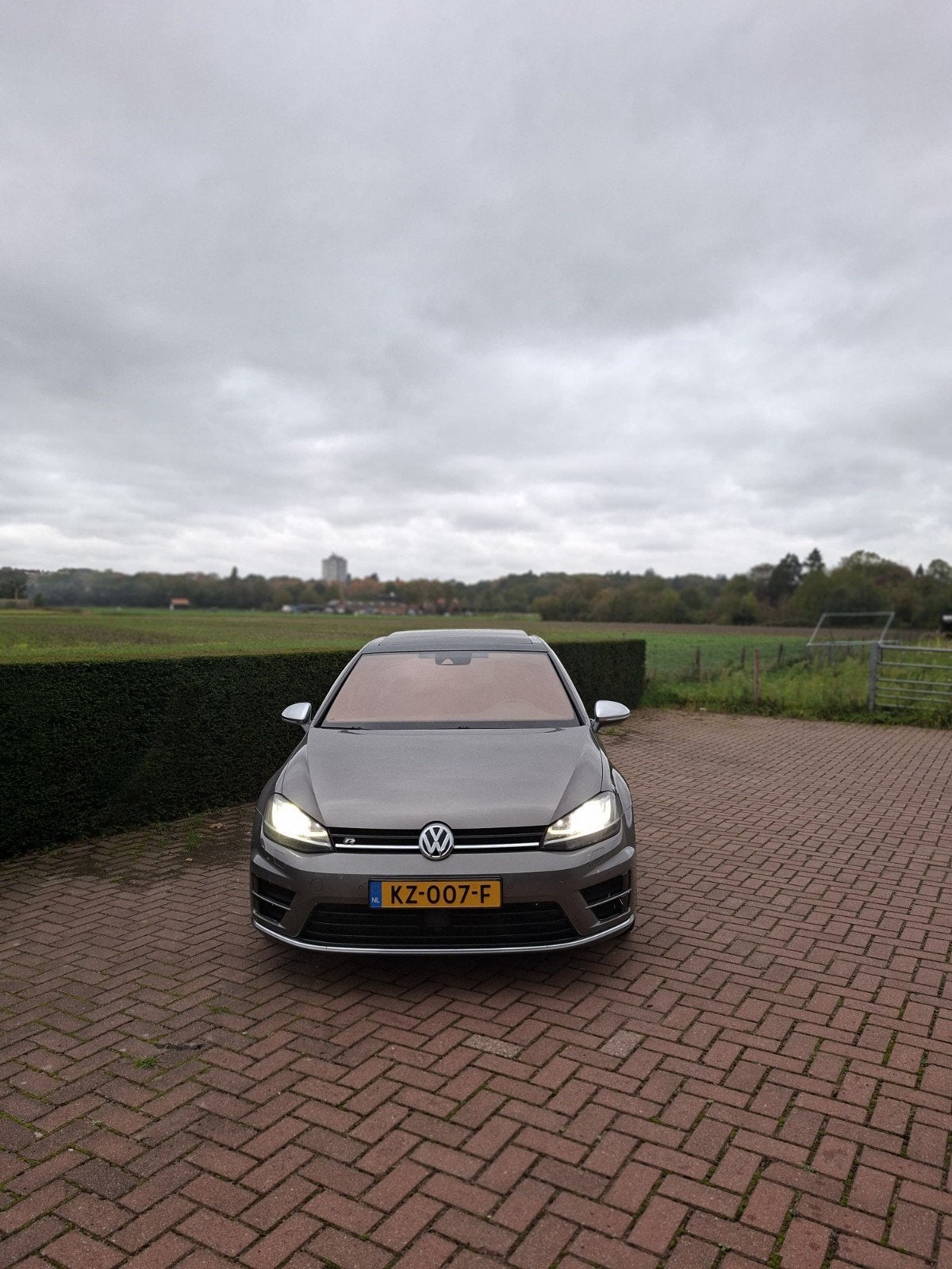 Volkswagen Golf 2.0 TSI R 221KW 5D 4MOTION DSG 2014 Grijs, Automaat, 4 cilinders, 1984 cc, 14 km/l