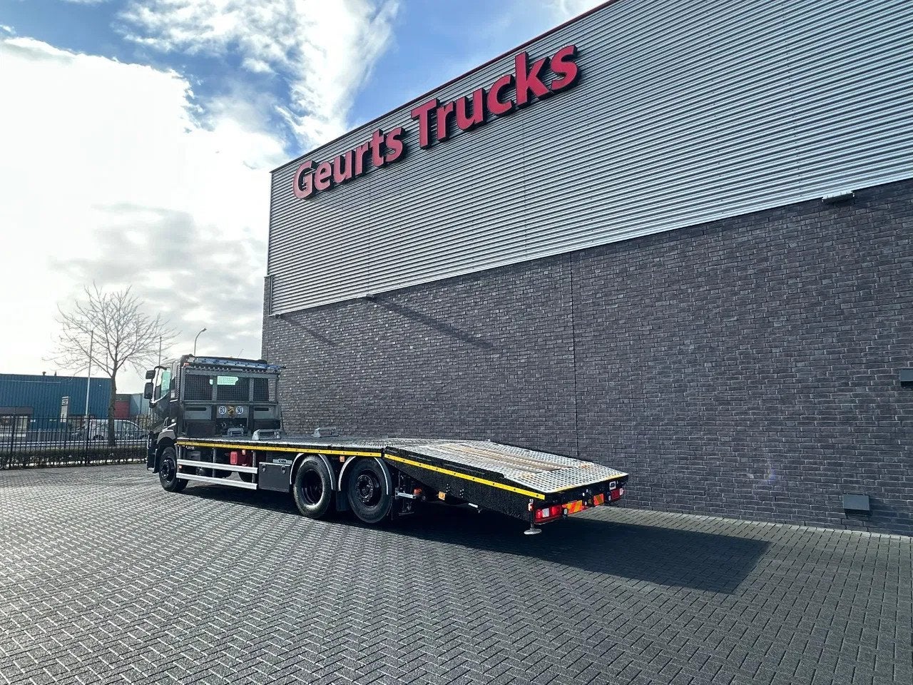Renault C 440 6X2 OPRIJWAGEN/MACHINE TRANSPORTER/PLATEAU/, Automaat, Euro 6, Renault, Zwart