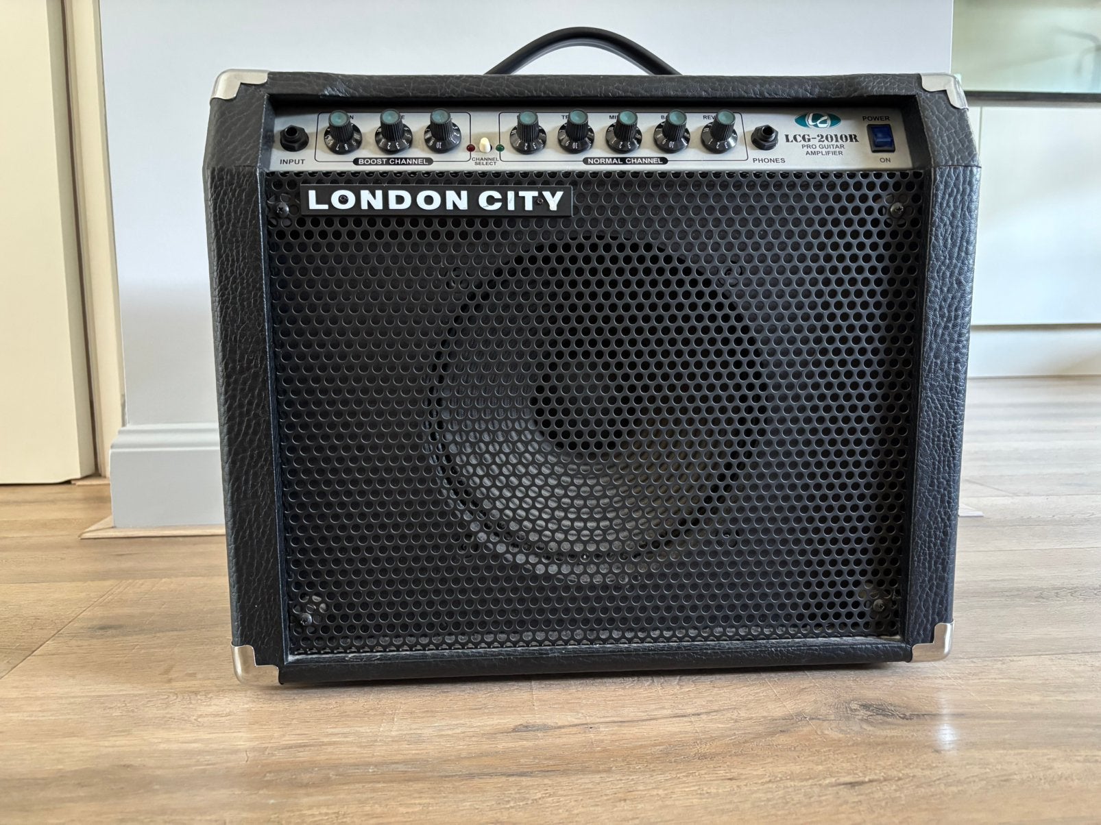 London City 50W gitaarversterker  (LCG-2010), Ophalen of Verzenden, Gebruikt, Gitaar, 50 tot 100 watt