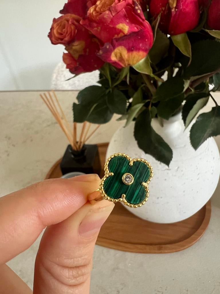 Zilveren ring met 18k gouden plating - Nieuw!, Sieraden, Tassen en Uiterlijk, Ringen, Nieuw, Ophalen of Verzenden, 17 tot 18, Met edelsteen