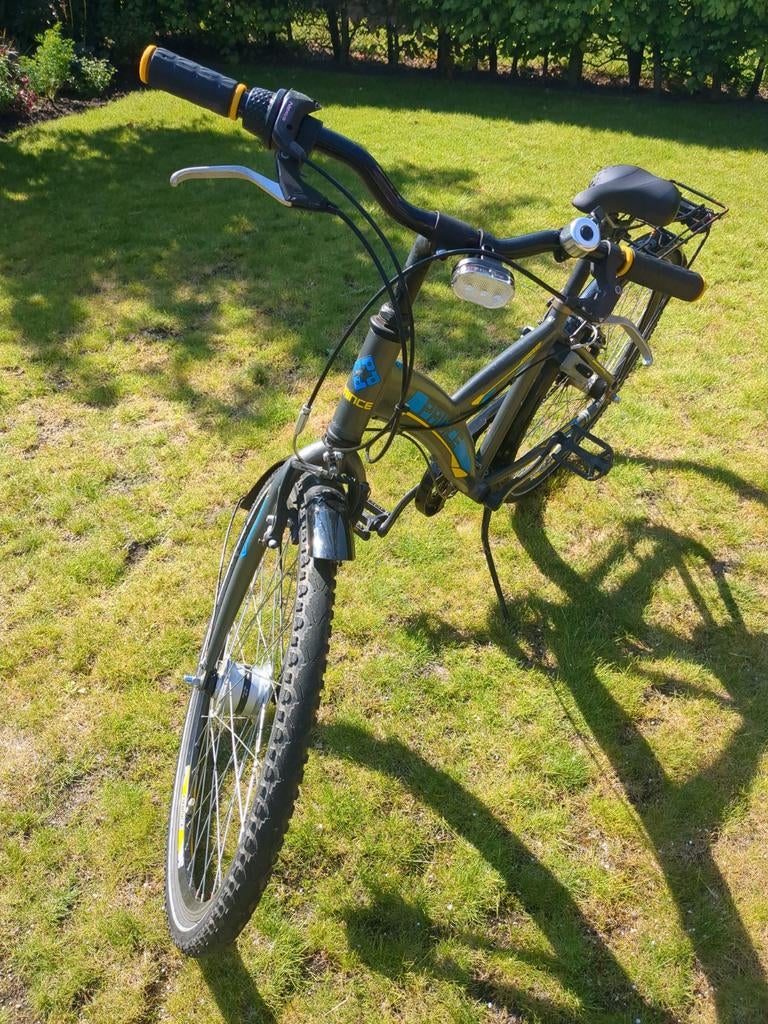 Jongensfiets (gebruikt) / 8-11 jaar (Gennep), Fietsen en Brommers, Ophalen, Gebruikt, Overige merken, Versnellingen