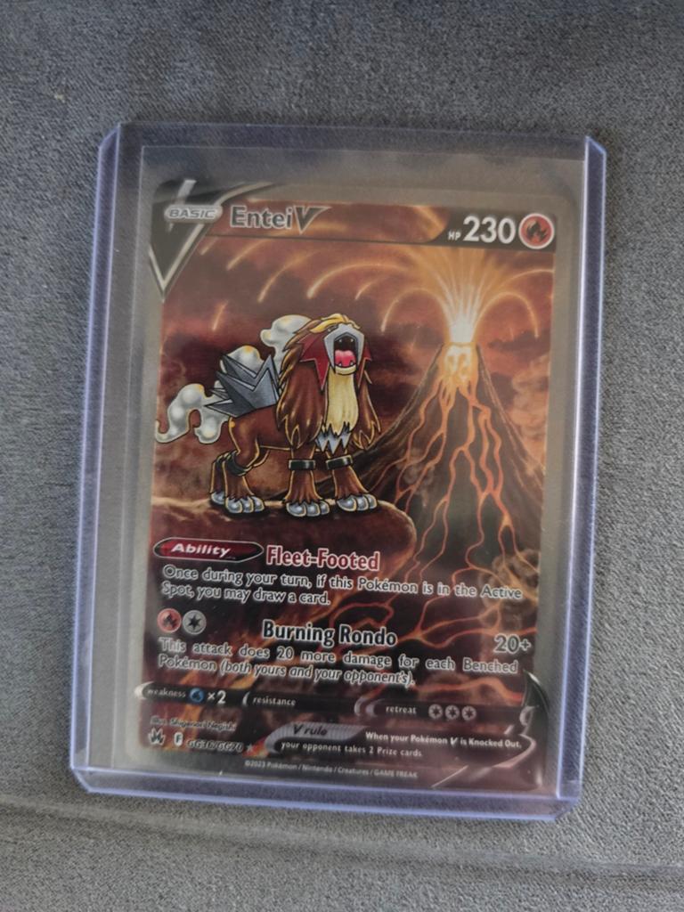 Pokemon entei V, Ophalen of Verzenden, Zo goed als nieuw