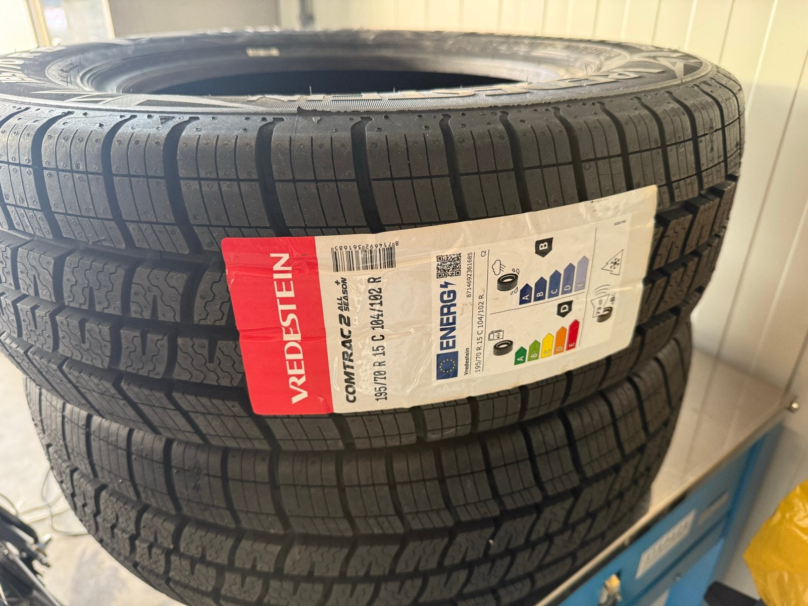 Vredestein Comtrac 2 All Season banden 195/70 R15 C, Auto-onderdelen, Banden en Velgen, Bestelwagen, 15 inch, Nieuw, Ophalen of Verzenden