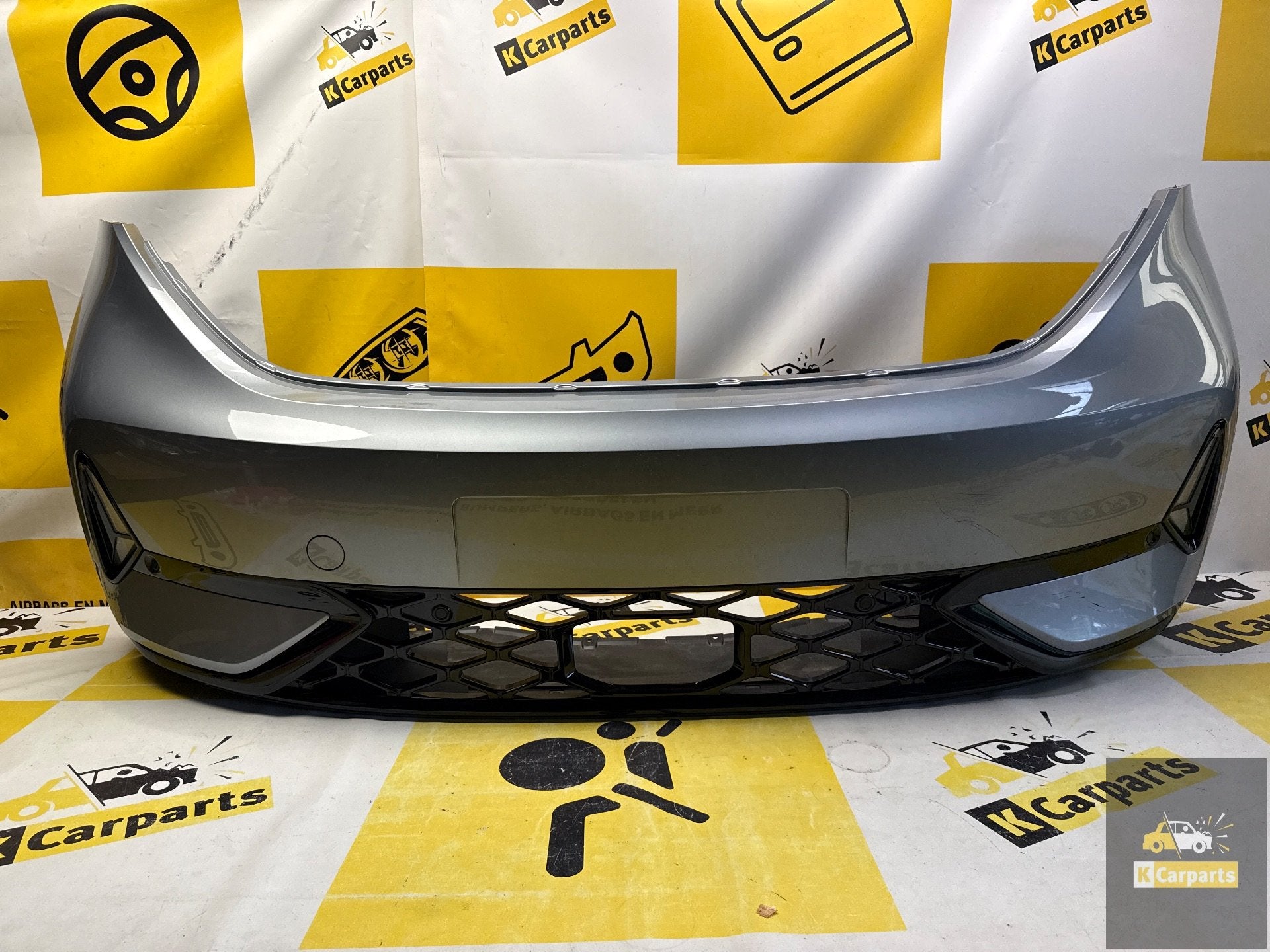 Volkswagen Vw ID Buzz GTX Voorbumper 1T3807221C Compleet 6XP, Gebruikt, Volkswagen AG, Bumper, Berliner Ring 2
38440  Wolfsburg, DE