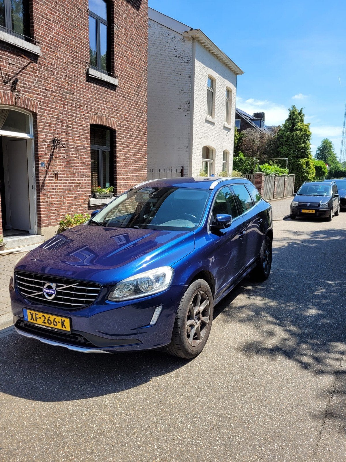Volvo XC60 D3 AUT 2014 Blauw, Auto's, 136 pk, 1800 kg, 4 cilinders, 1984 cc