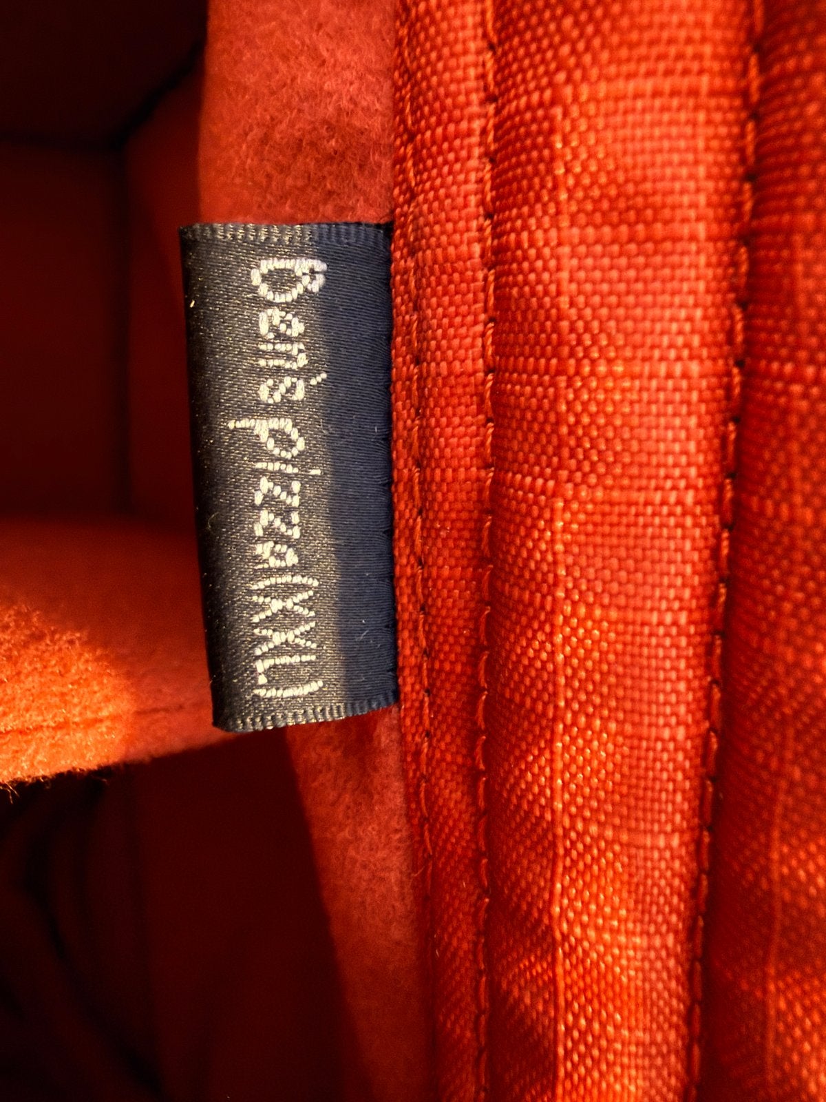 Crumpler fototas - Compact en beschermend, Gebruikt, Gevoerd, Ophalen of Verzenden, Schoudertas