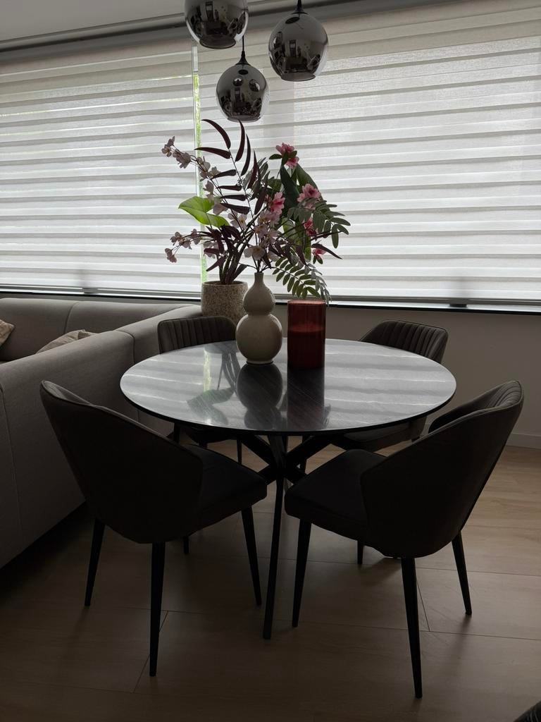 Ronde Eettafel Zwart Marmer, Huis en Inrichting, Tafels | Eettafels, Ophalen, Zo goed als nieuw, Rond, 100 tot 150 cm