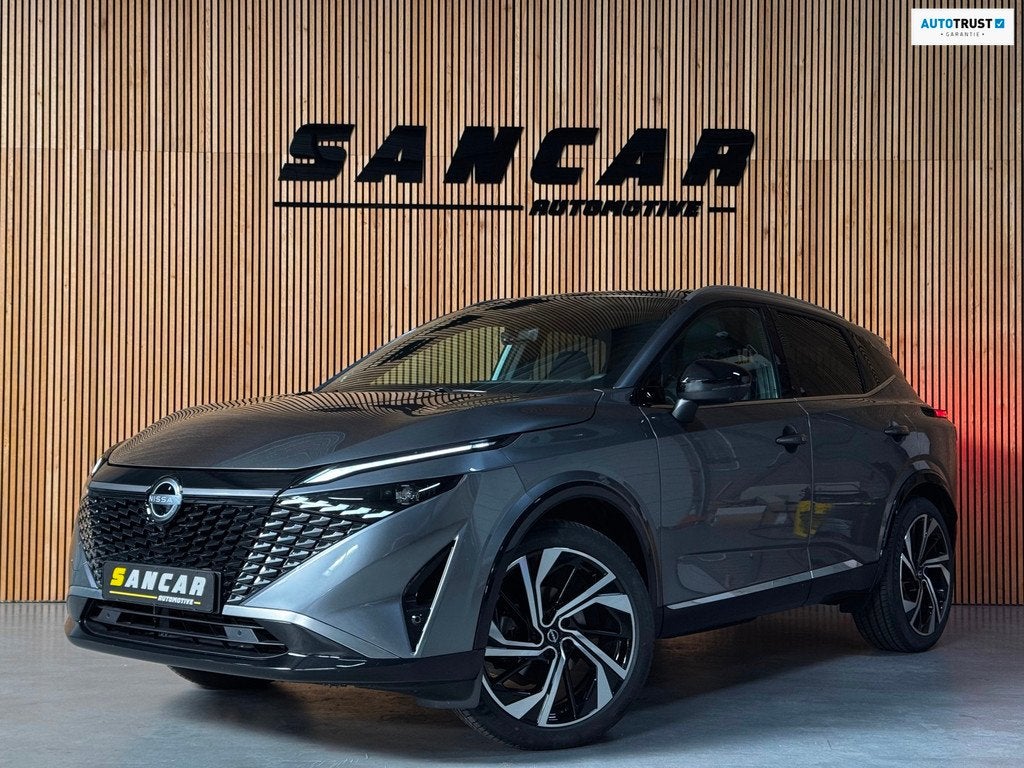 Nissan Qashqai 1.3 MHEV Xtronic Tekna Plus PANO|BOSE|HUD|FUL, Zwart, 4 cilinders, 3 kWh, Automatische klimaatregeling