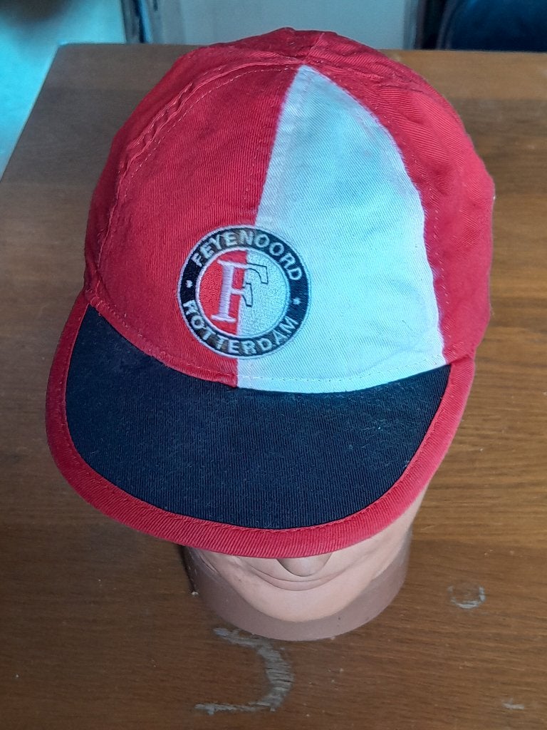 Feyenoord pet met oorwarmer maat 52, Gebruikt, Jongen of Meisje, Ophalen of Verzenden, Pet