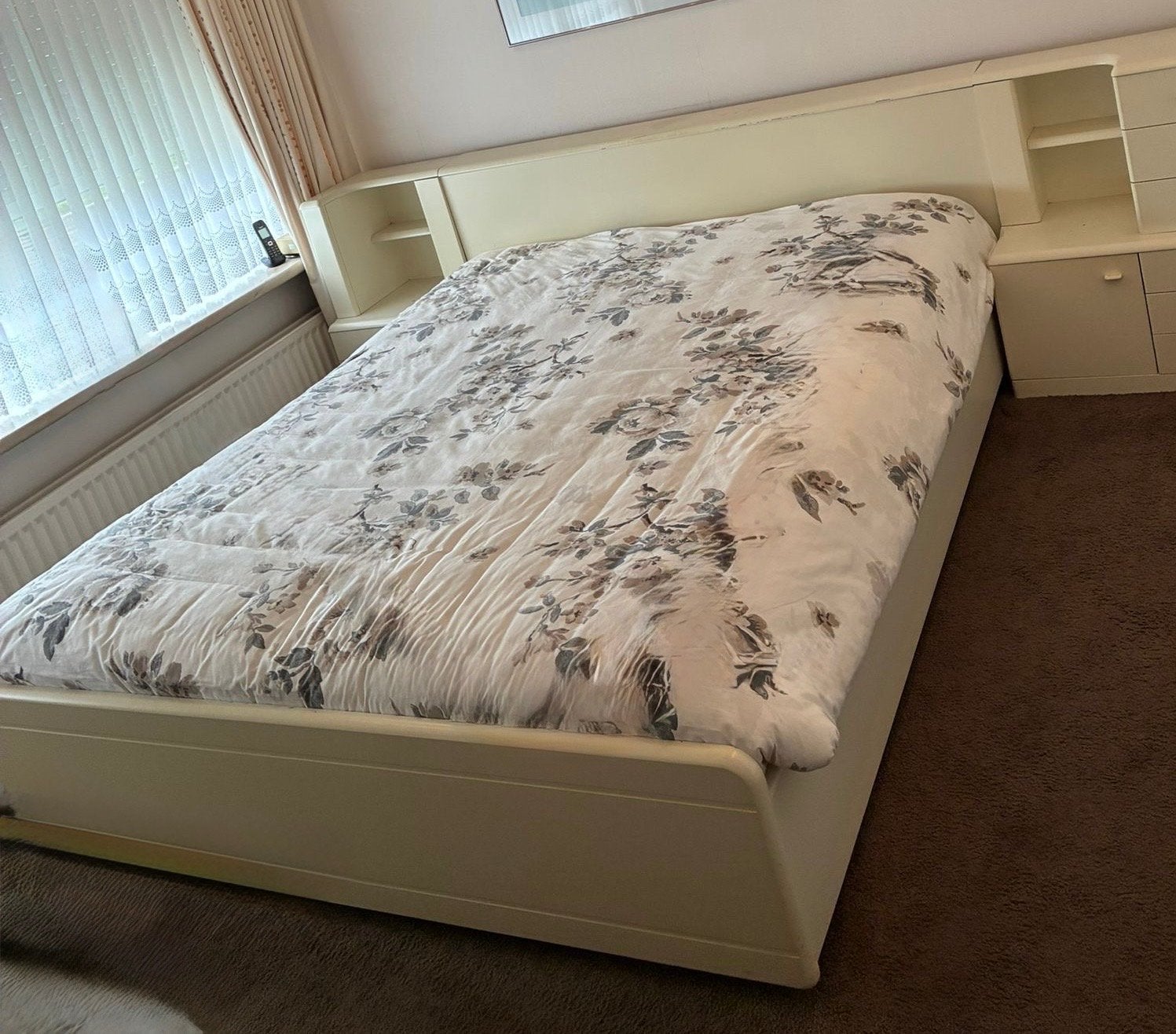 Tweepersoonsbed 180x200 met kaptafel en krukje, Tweepersoons, Ophalen of Verzenden, 180 cm, Hout
