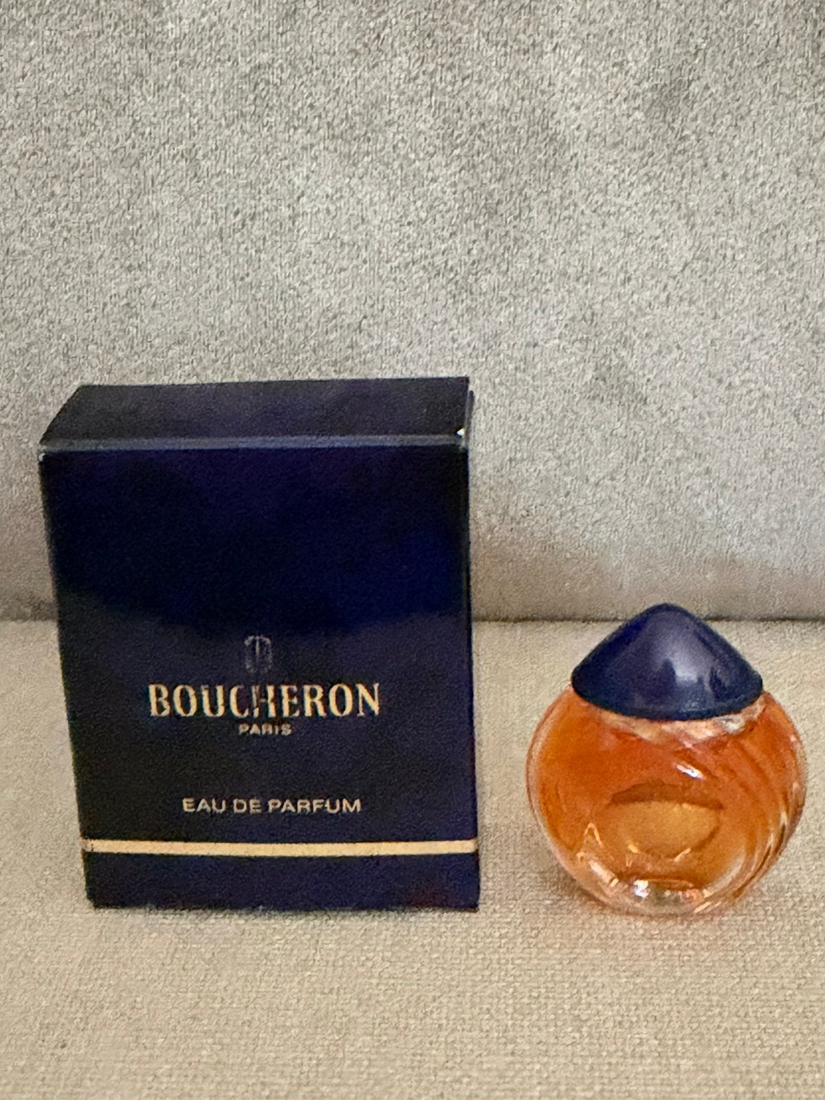 Miniatuur klassieke Boucheron 5 ml edp, zeldzaam item!, Verzenden, Nieuw, Miniatuur, Gevuld