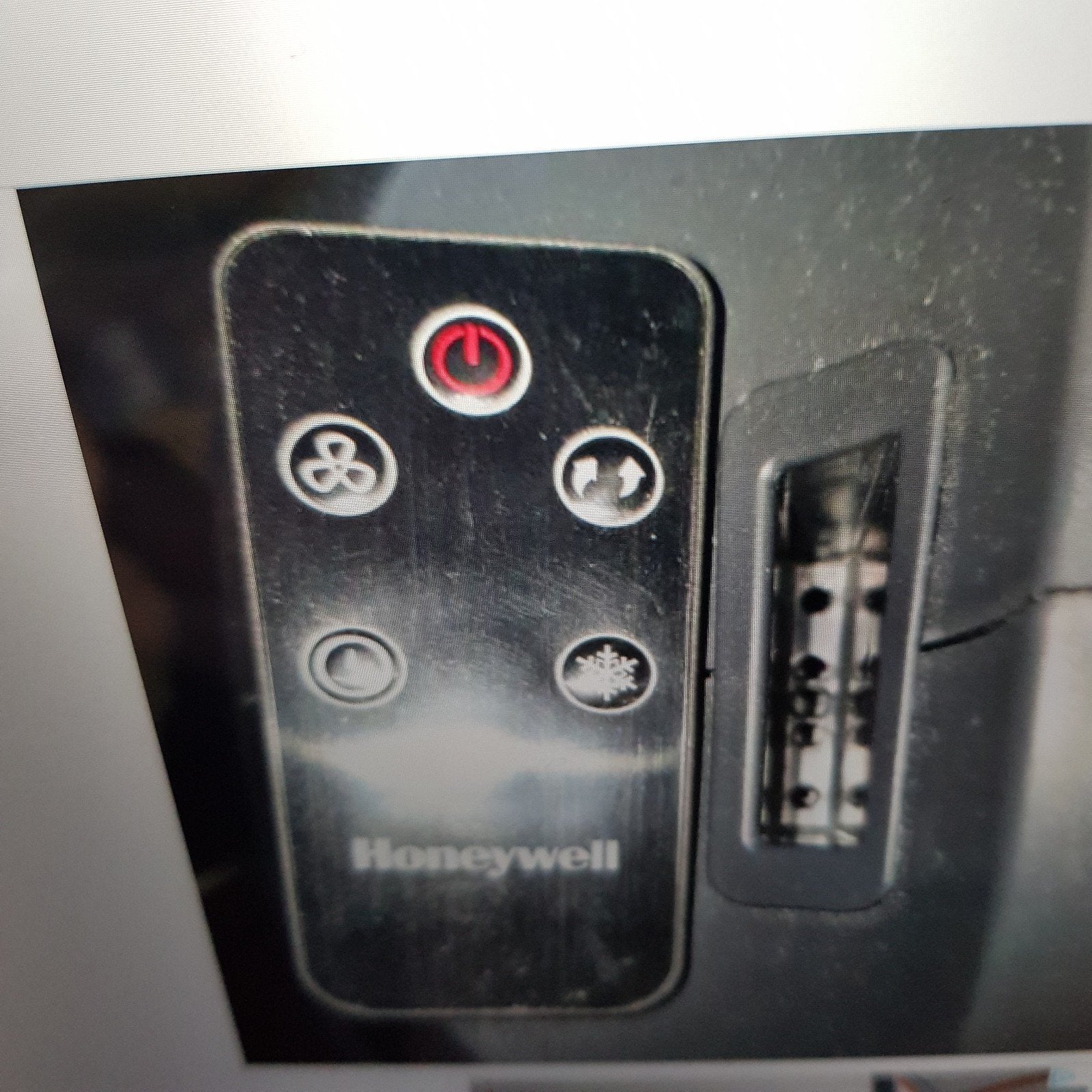 GEZOCHT!!!!  Afstandsbediening voor Honeywell  luchtkoeler, Witgoed en Apparatuur, Ophalen of Verzenden, Torenventilator