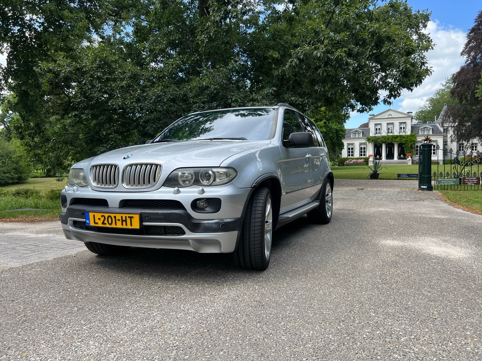 BMW X5 4.8 I AUT 2004 Grijs, Auto's, Automaat, 2175 kg, Vierwielaandrijving, Particulier