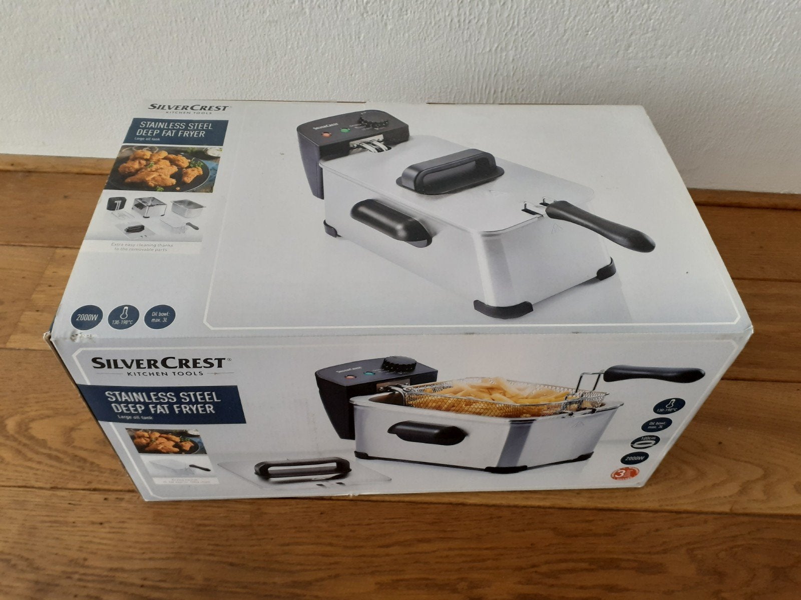 SilverCrest RVS Friteuse - Nieuw in doos, 2 tot 3 liter, Ophalen of Verzenden, Nieuw, Uitneembare binnenpan
