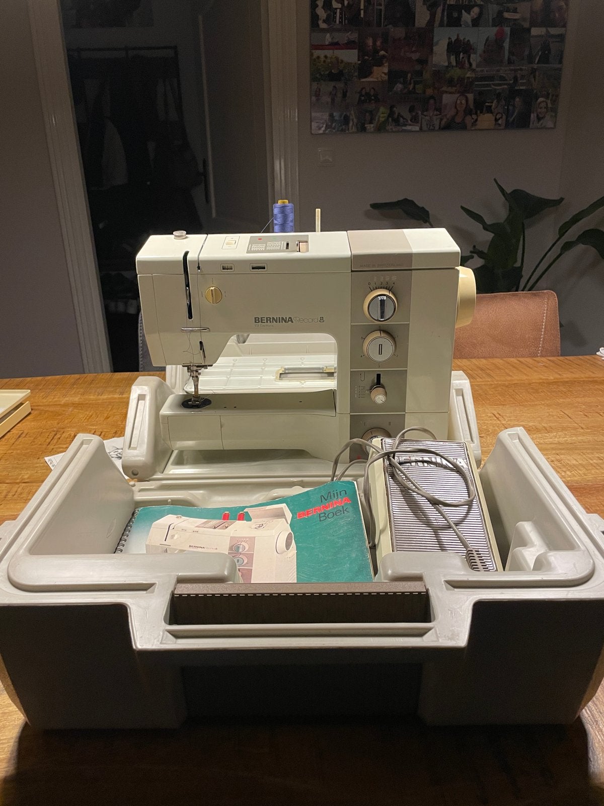 Bernina Record 930 Electronic Naaimachine met accessoires, Hobby en Vrije tijd, Ophalen, Gebruikt, Naaimachine, Bernina