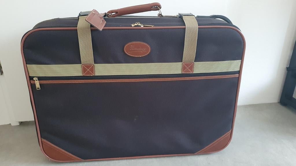 Grote koffer met wielen licht gewicht merk Flamingo, 45 tot 55 cm, Zo goed als nieuw, 70 cm of meer, Zacht kunststof