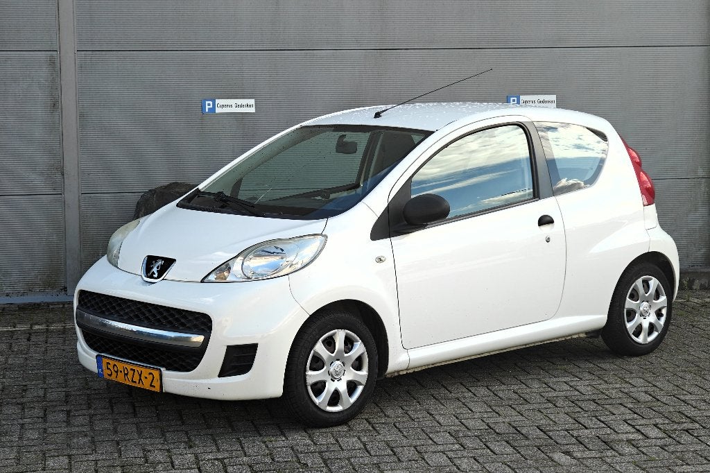 Peugeot 107 3DR 2011, Airco, Nieuwe banden, apk origineel NL, Voorwielaandrijving, Euro 5, Stof, 4 stoelen