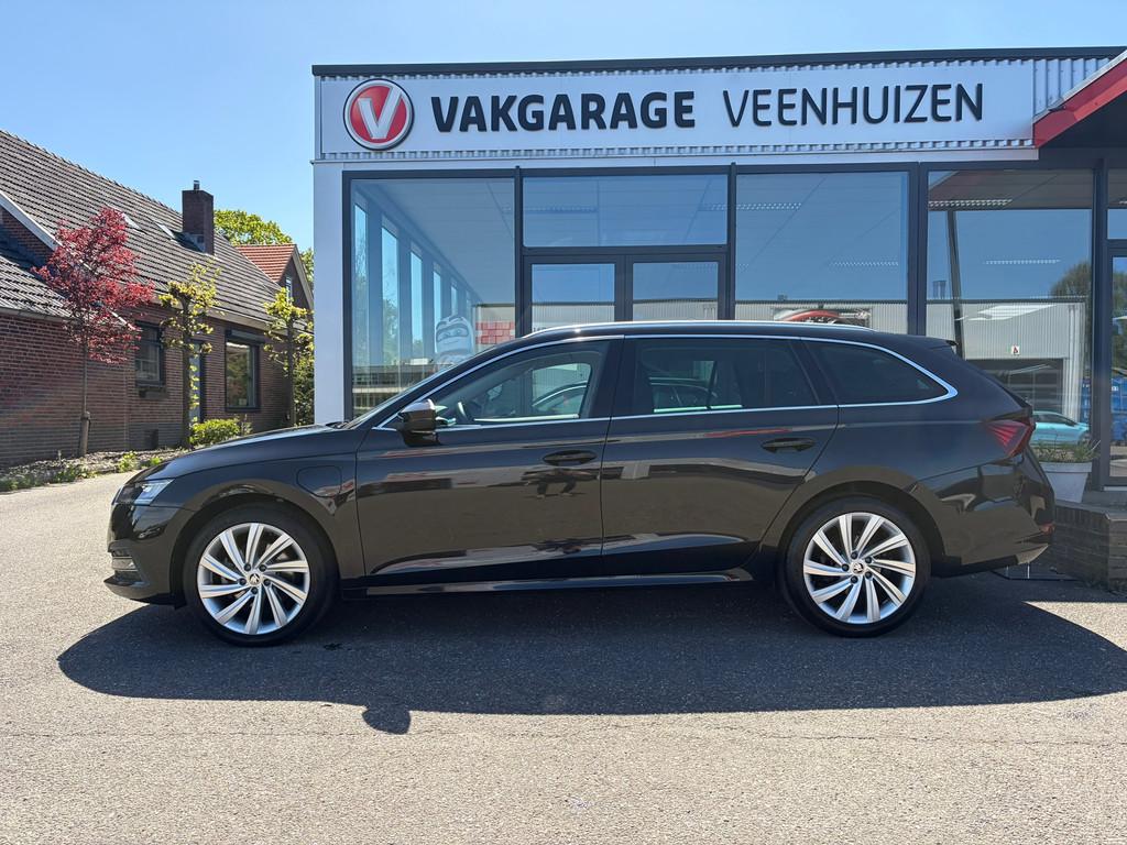 Skoda Octavia Combi 1.4 TSI iV PHEV Business Edition Plus|Ri, 12 maanden, Stof, Gebruikt, Zwart