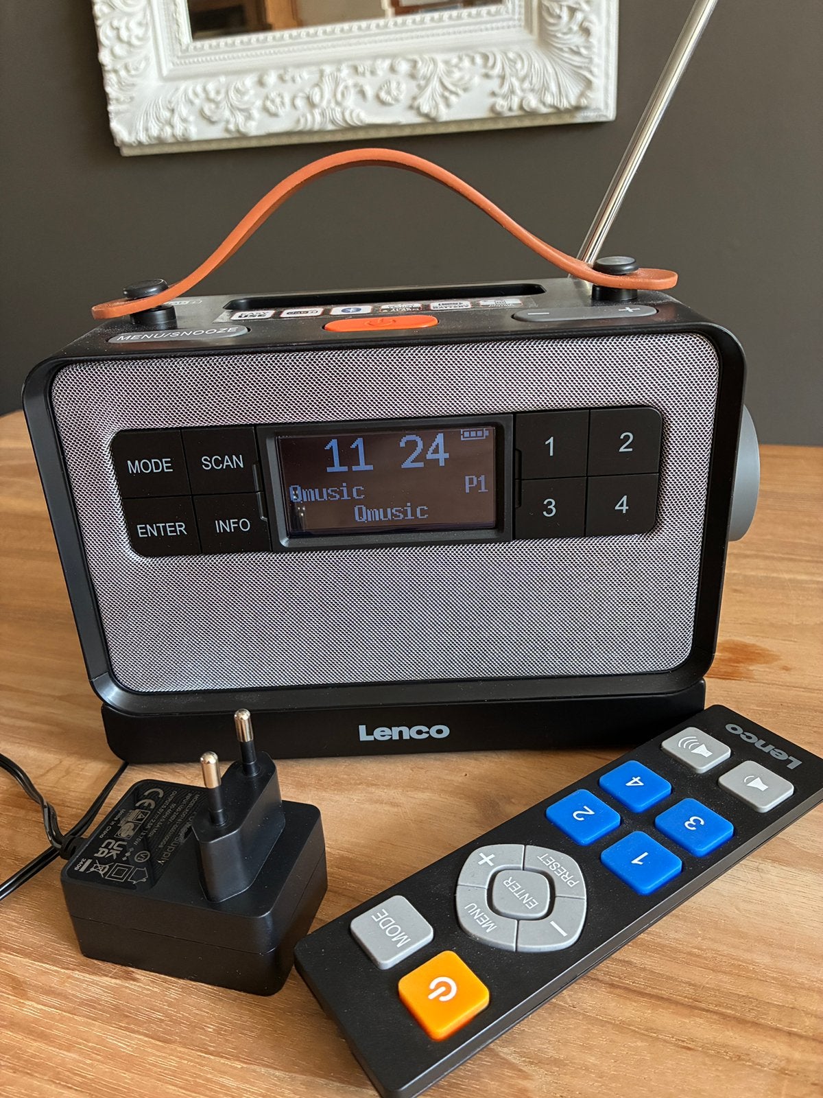 Lenco DAB+ FM radio, Ophalen of Verzenden, Zo goed als nieuw