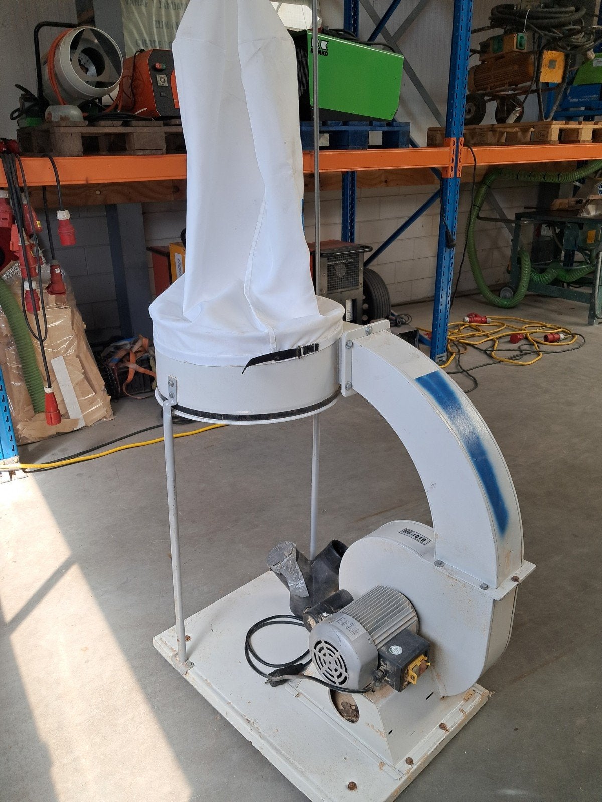 Stofafzuiging zaagmachine afzuiging houtmot afzuiging, Ophalen