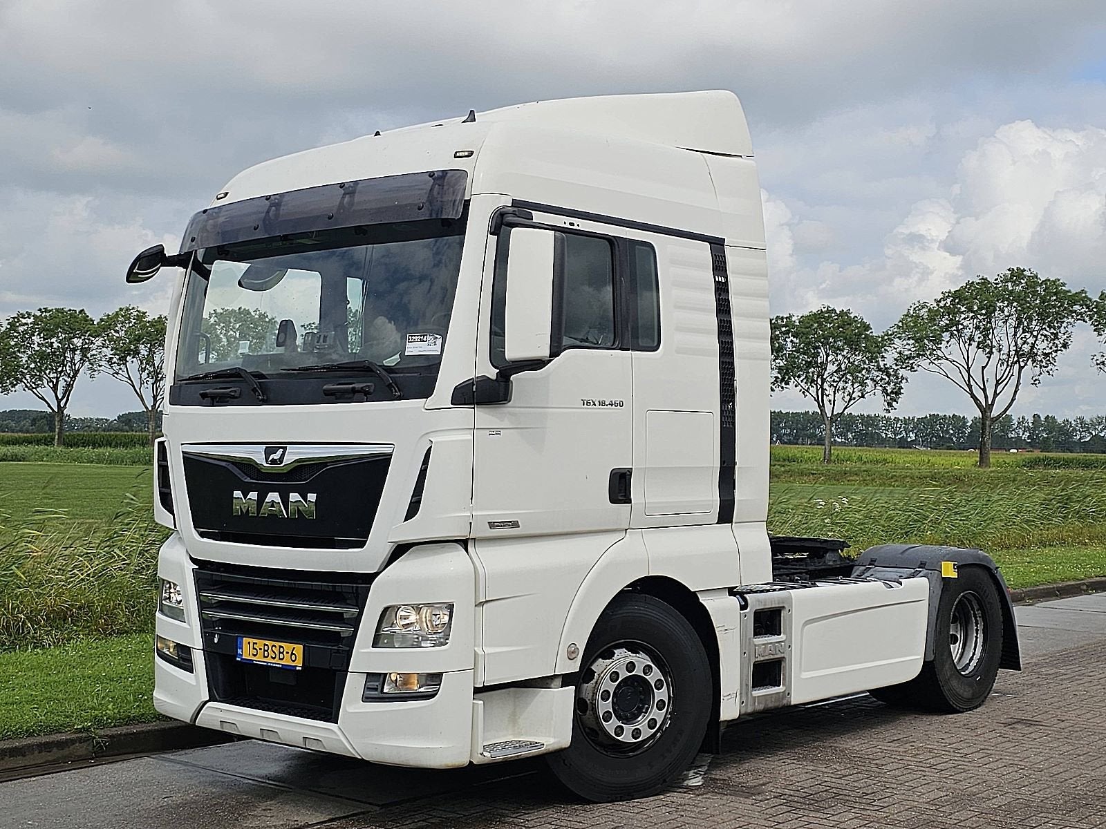 M.A.N. 18.460 TGX new tyres, Automaat, 460 pk, Euro 6, Standkachel