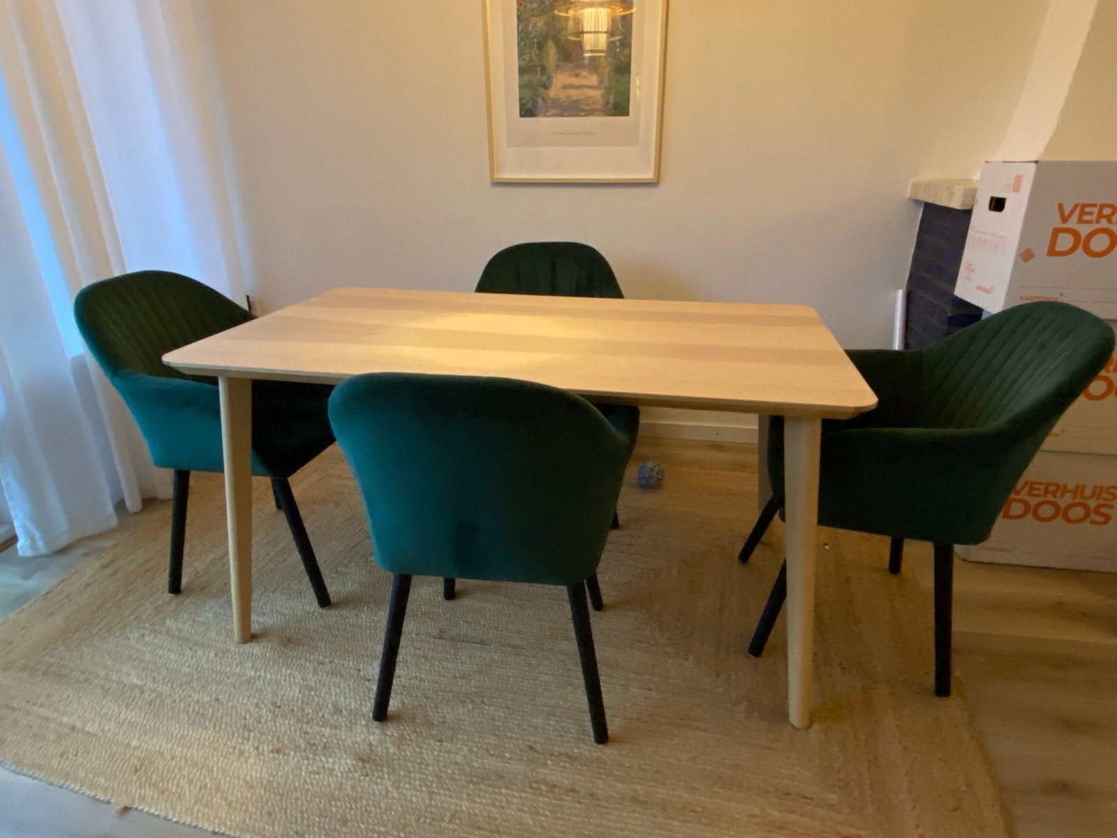 IKEA eettafel met 4 donkergroene fluwelen stoelen, Huis en Inrichting, Ophalen, Gebruikt, 100 tot 150 cm, 50 tot 100 cm