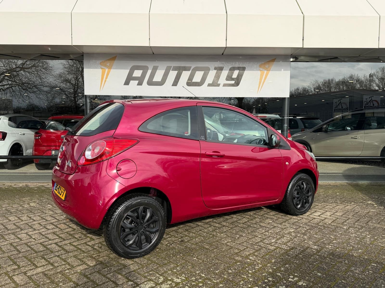 Ford Ka 1.2 Titanium, Auto's, Ford, Voorwielaandrijving, Stof, Gebruikt, 1242 cc