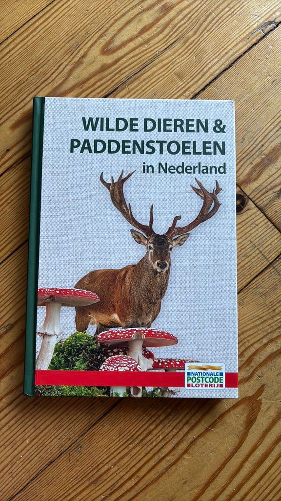 Wilde dieren & Paddenstoelen in Nederland, Boeken, Natuur, Nieuw, Natuur algemeen, Ophalen of Verzenden