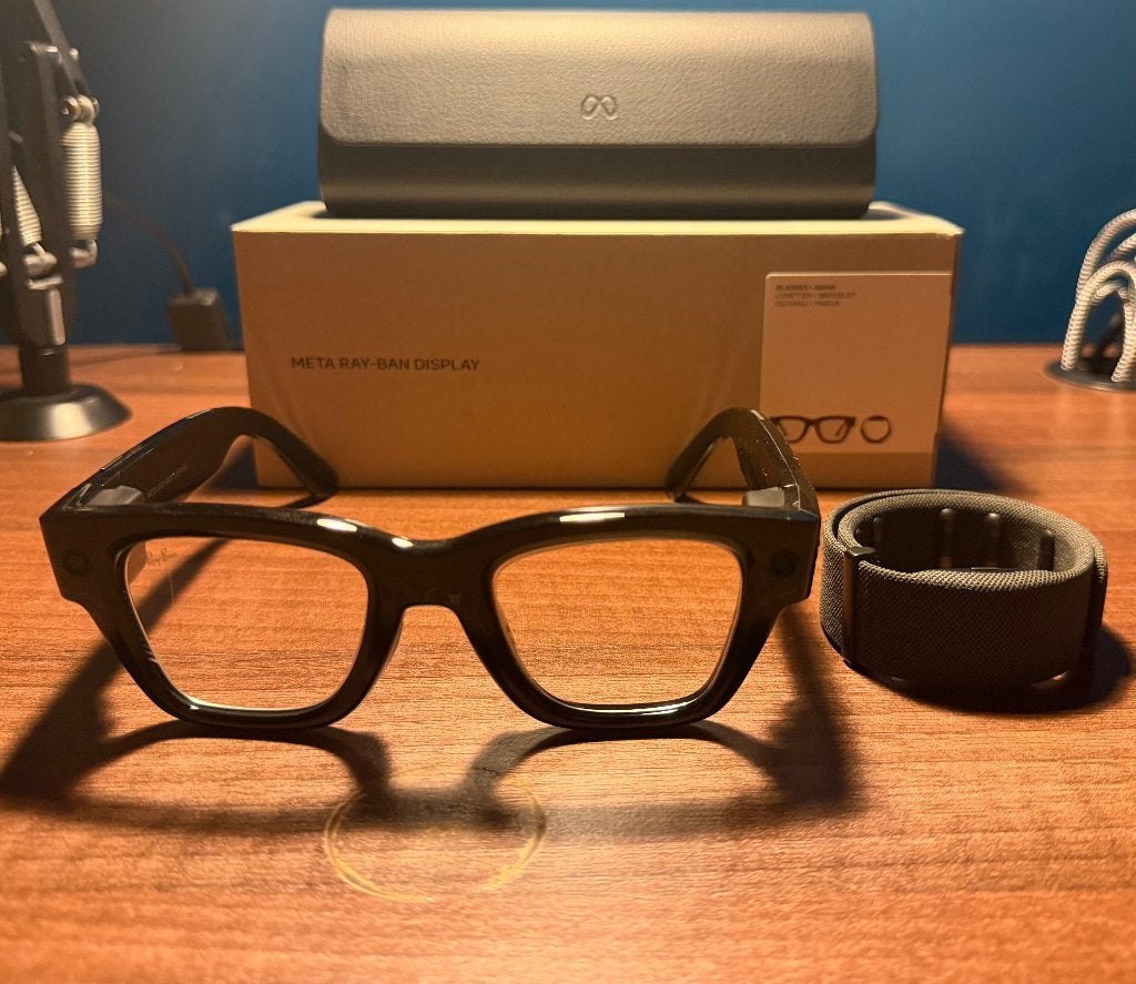 Meta Ray-Ban Display slimme bril (Standard) + Neural Band 3, Ophalen of Verzenden, Zo goed als nieuw