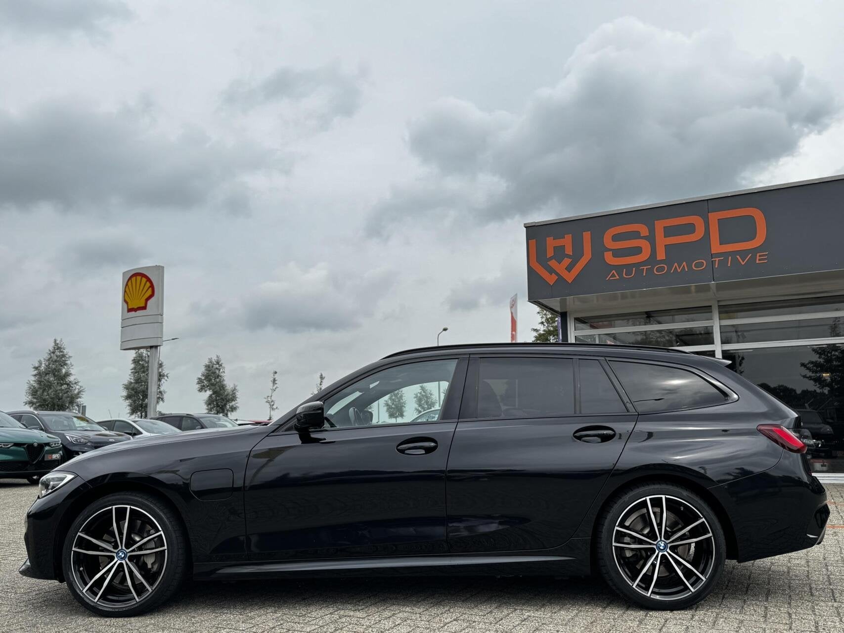 Foto 3 van BMW 3-serie Touring 330e xDrive|MSport|Leder|Sfeerve|19"|BTW