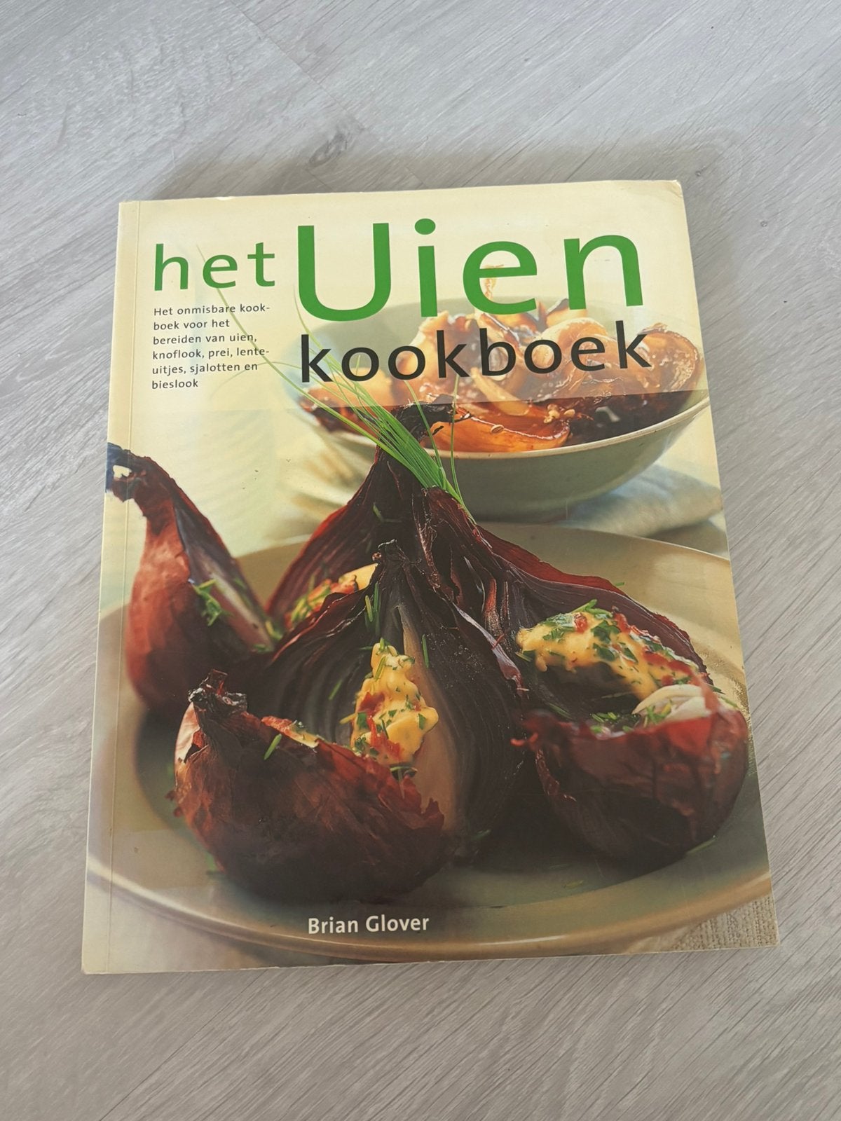 Het Uien kookboek, Boeken, Ophalen of Verzenden, Gelezen