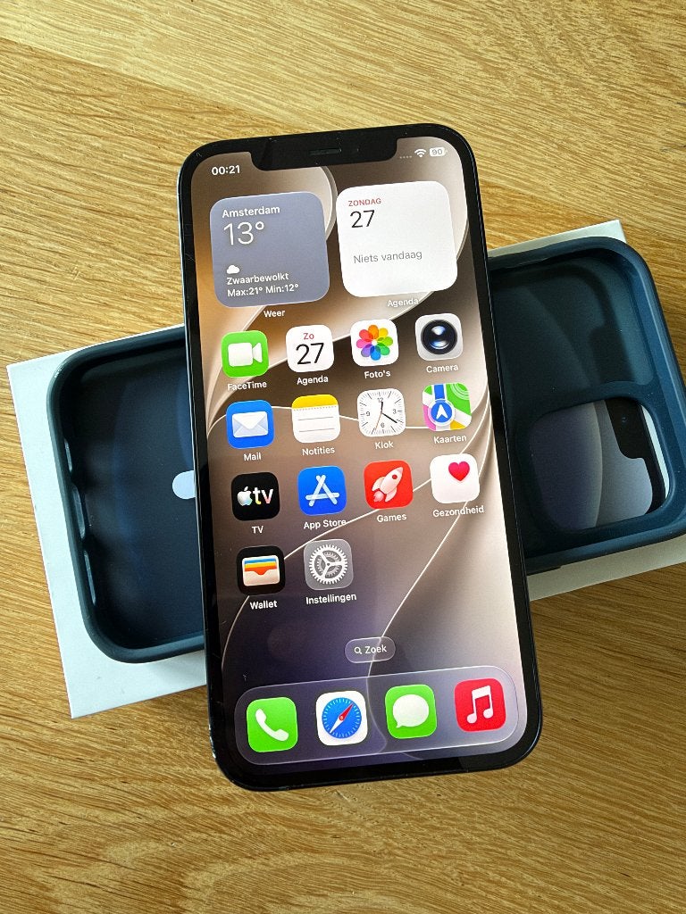 Foto 4 van iPhone 12 zwart 64GB gebruikt goede werking