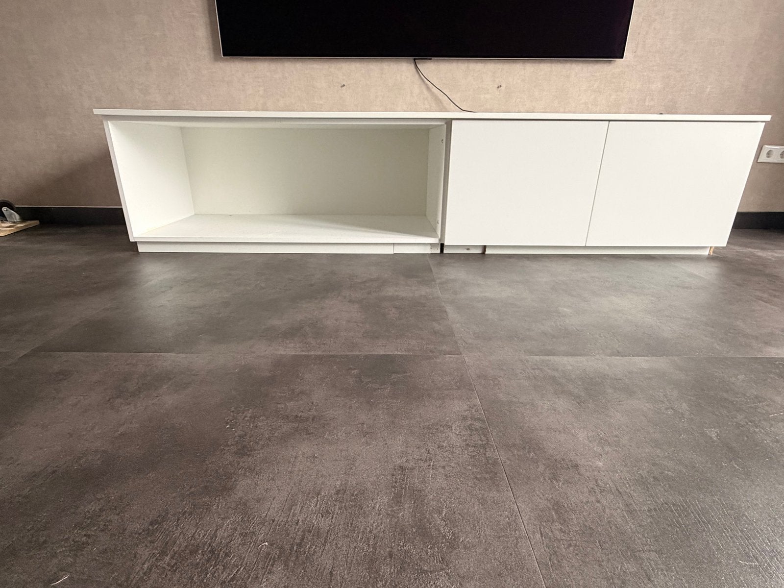Zelfgemaakte kast - B 237,5cm D 57,5cm H 52,3cm, Huis en Inrichting, Ophalen, Gebruikt, 200 cm of meer, Minder dan 100 cm