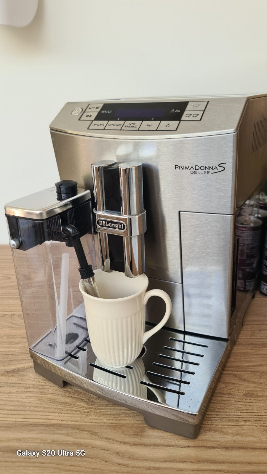 De'Longhi PrimaDonna S De Luxe Koffiemachine, Witgoed en Apparatuur, Koffiezetapparaten, Ophalen, 10 kopjes of meer, Koffiemachine