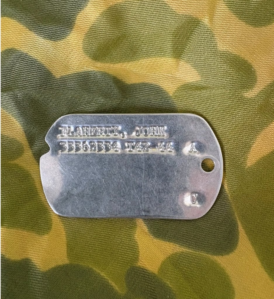 Tweede wereldoorlog US Dogtag Flaherty John, Verzamelen, Militaria | Tweede Wereldoorlog, Ophalen of Verzenden, Landmacht, Amerika
