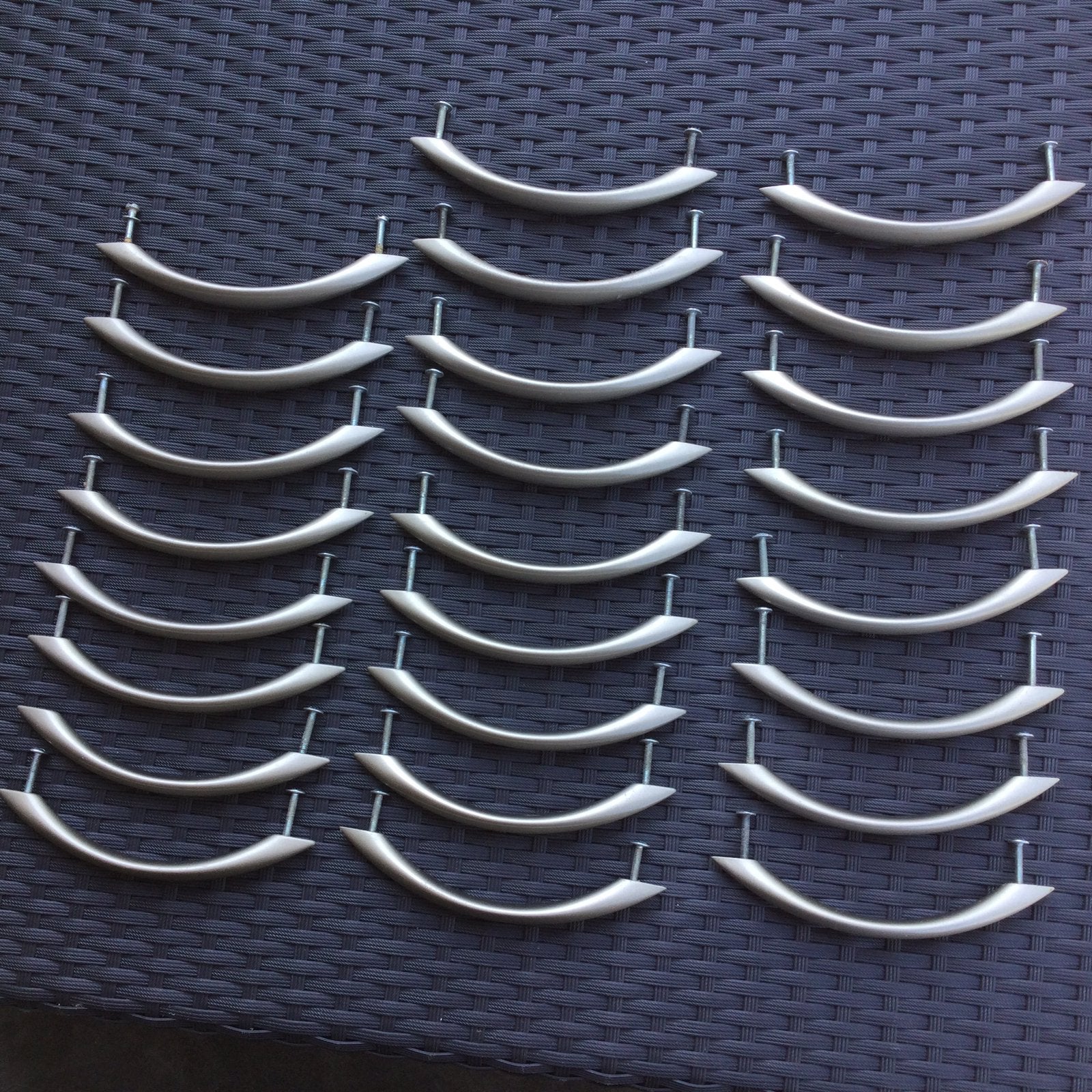 Handgrepen voor keuken of kast 25 stuks., Minder dan 50 cm, Ophalen of Verzenden, Zo goed als nieuw, Minder dan 25 cm