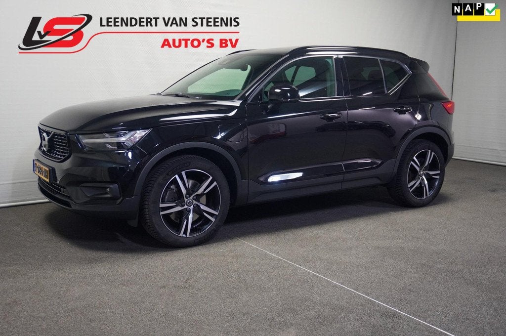 Volvo XC40 1.5 T5 Recharge Inscription, Euro 6, 1712 kg, Automatische klimaatregeling, Zwart