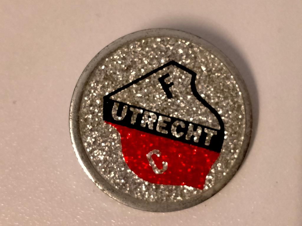 FC Utrecht voetbal vintage badge speld RARE club logo, Ophalen of Verzenden, Gebruikt