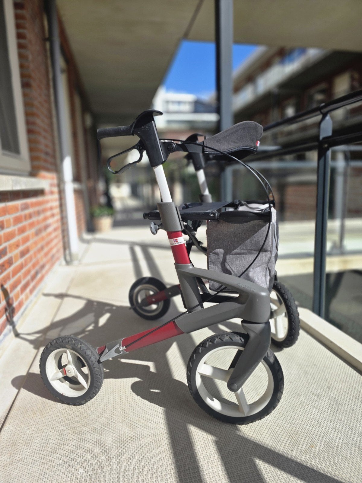 Rollator Topro Olympos ATR M Rood, Diversen, Ophalen, Lichtgewicht, Zo goed als nieuw